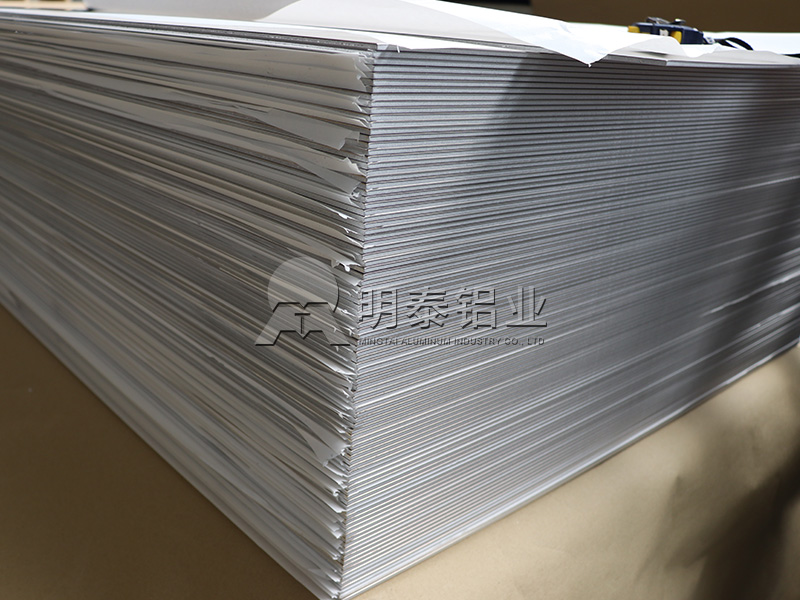 5454铝合金：优良的性能成为商用汽车的优选材料